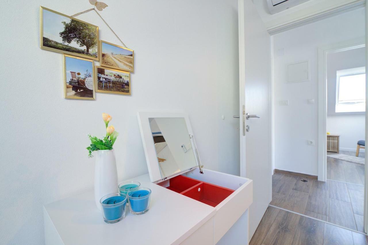 Apartment Segnia Senj  Exterior foto